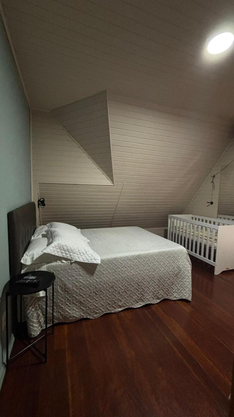 Quarto Duplo